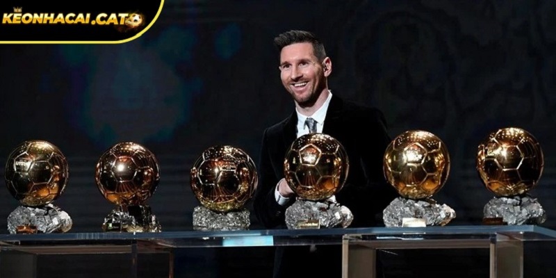 Lionel Messi đang là người giành được nhiều Quả bóng vàng nhất lịch sử