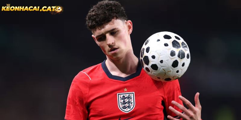 Phil Foden đang bị hoài nghi