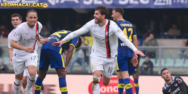 Soi kèo Verona vs AC Milan chi tiết