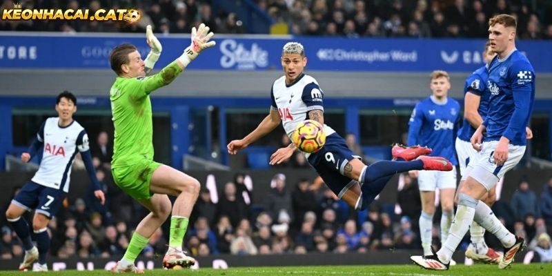 Soi kèo Tottenham vs Everton chi tiết